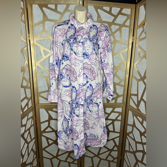 Las Surenas Amor shirt dress is a button-down style - Picture 2 of 11